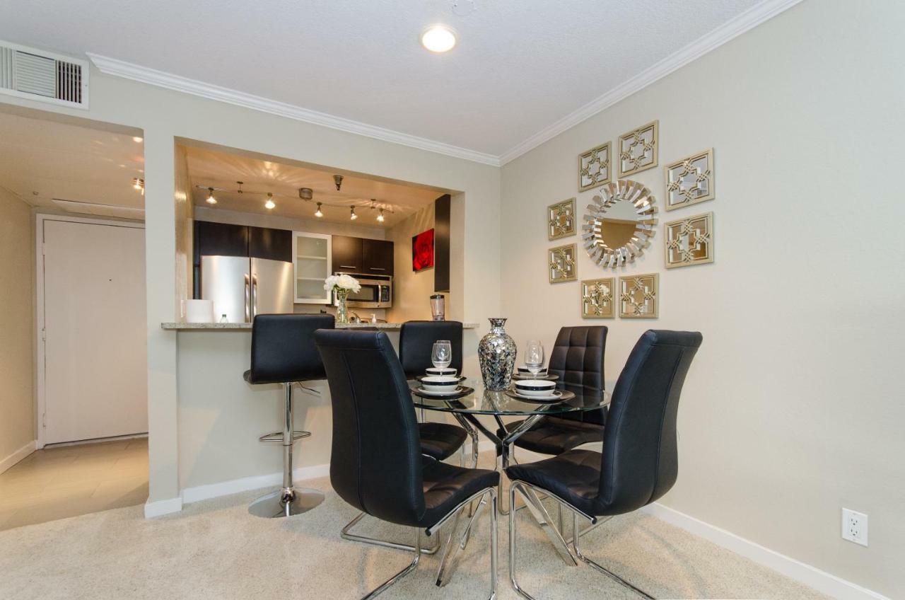 Hollywood Apartment With Balcony ロサンゼルス エクステリア 写真