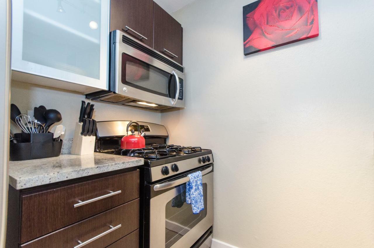 Hollywood Apartment With Balcony ロサンゼルス エクステリア 写真
